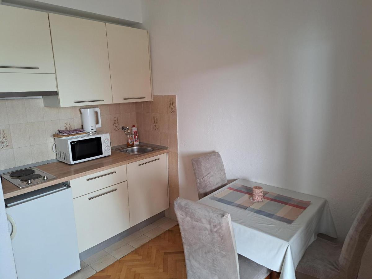 Apartmani R&B Radalj Макарска Экстерьер фото