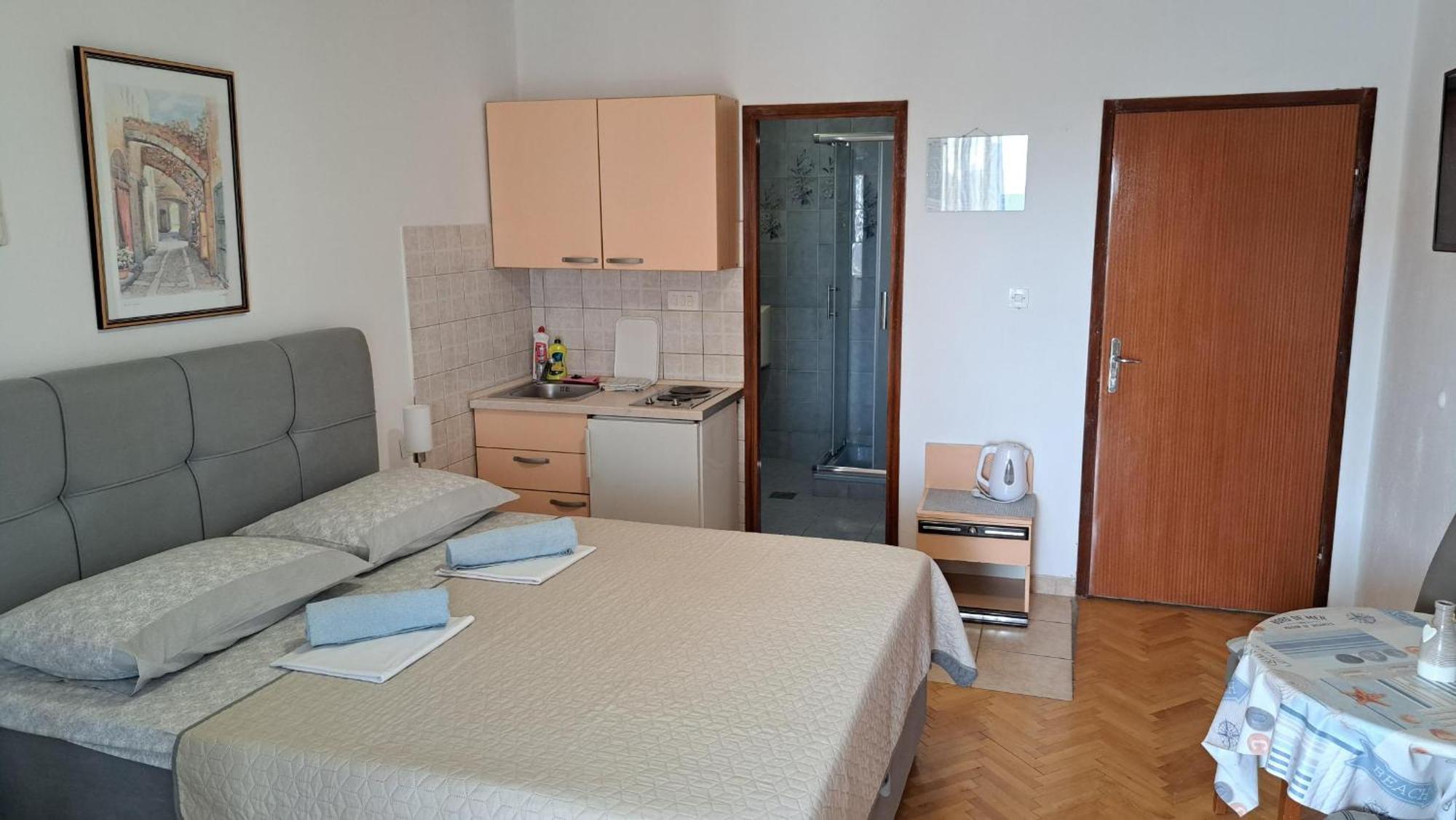 Apartmani R&B Radalj Макарска Экстерьер фото