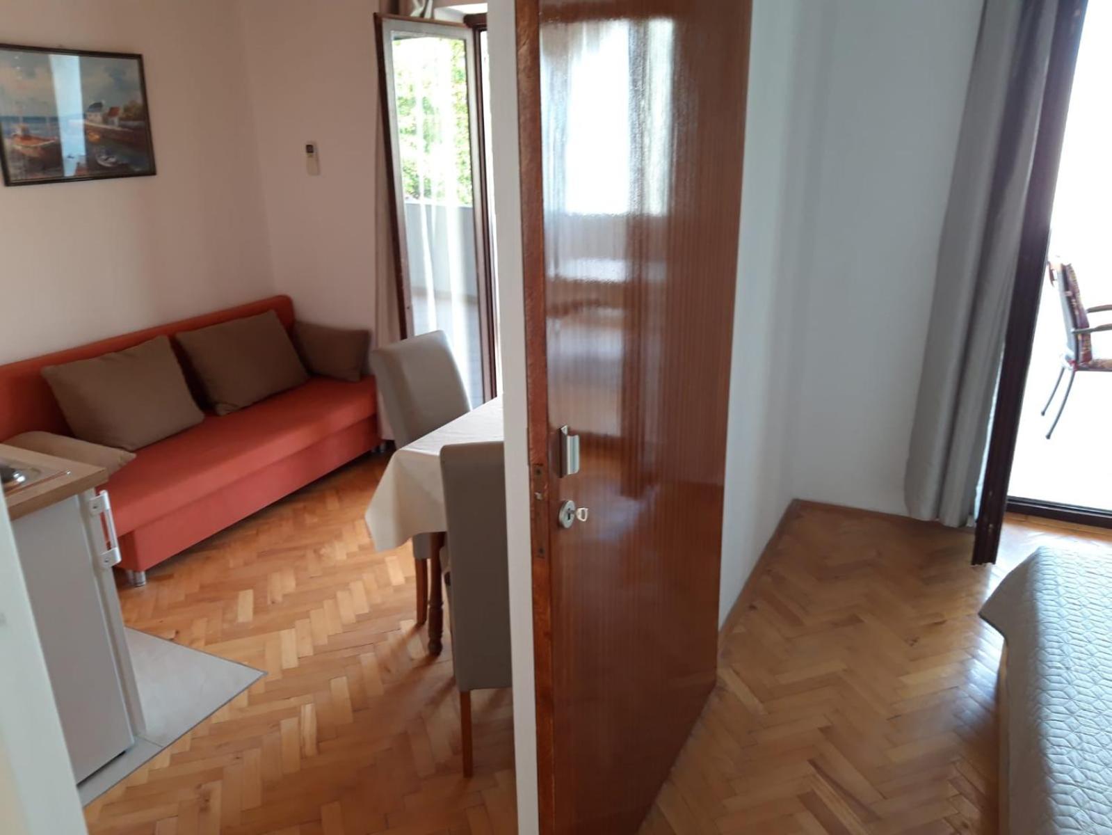 Apartmani R&B Radalj Макарска Номер фото