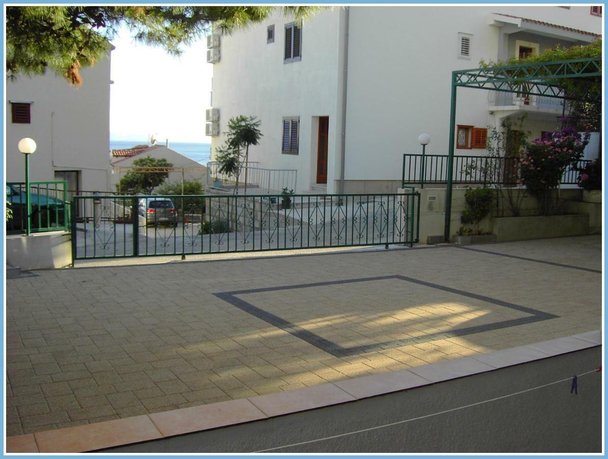 Apartmani R&B Radalj Макарска Экстерьер фото